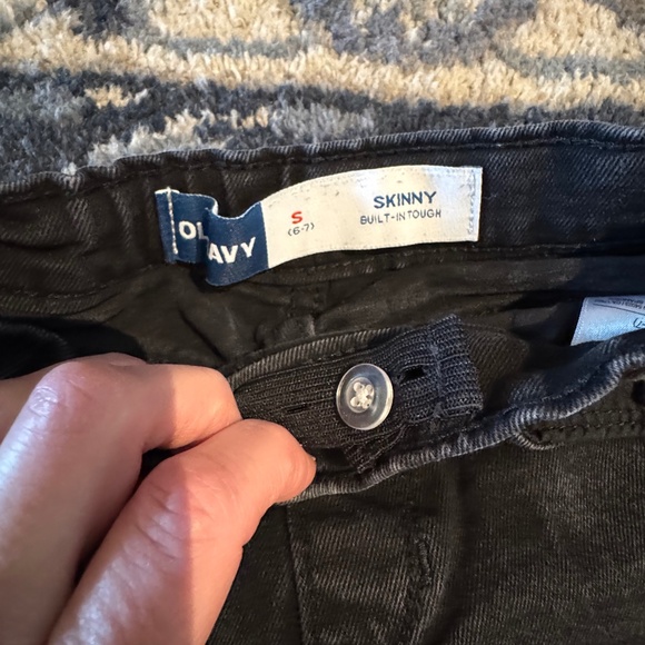 Girls Old Navy Skinny Jeans - Picture 2 of 2
